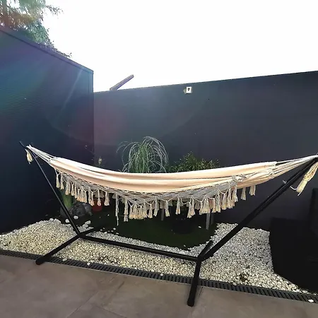 Διαμέρισμα With Patio - Steps Away From Center Λιουμπλιάνα