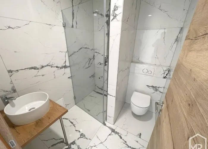 With Patio - Steps Away From Center * Ljubljana