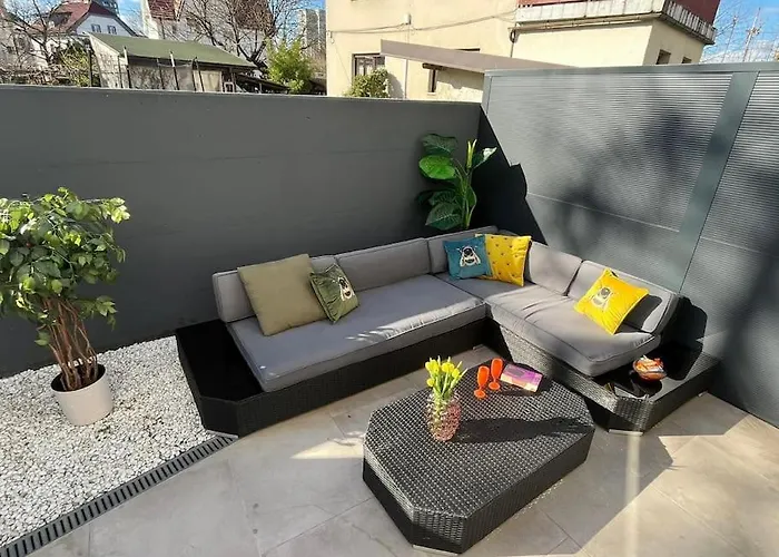 With Patio - Steps Away From Center Ljubljana